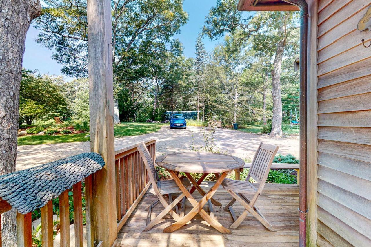 Nana'S Rear Treehouse Villa West Tisbury Exterior foto
